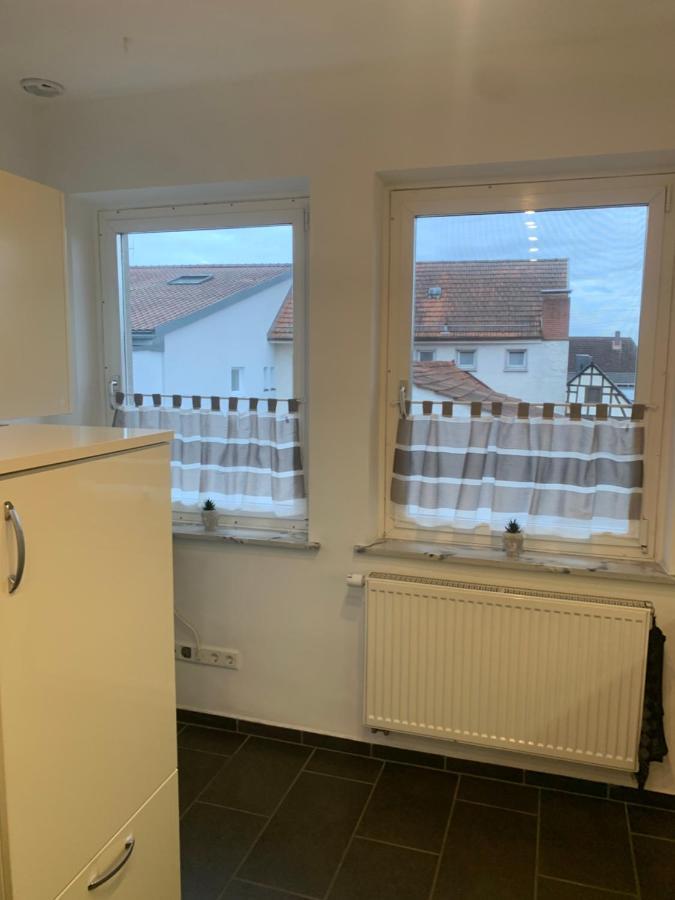 Mainpark Apartment 4 Schlafzimmer Bis Zu 10 Personen Direkt Ueber Aschaffapartment Bei Aschaffenburg Mainaschaff Exteriör bild